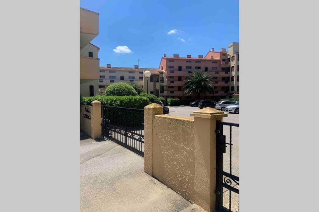 Agréable appartement avec piscine à 500m de la mer Argelès-sur-Mer Extérieur photo